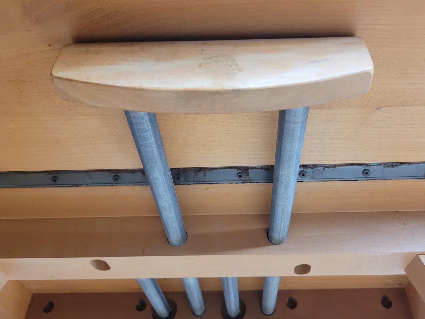 Ercol Dining Set Windsor 400 Drop Leaf Table Hoop Back Chairs Delivery Available