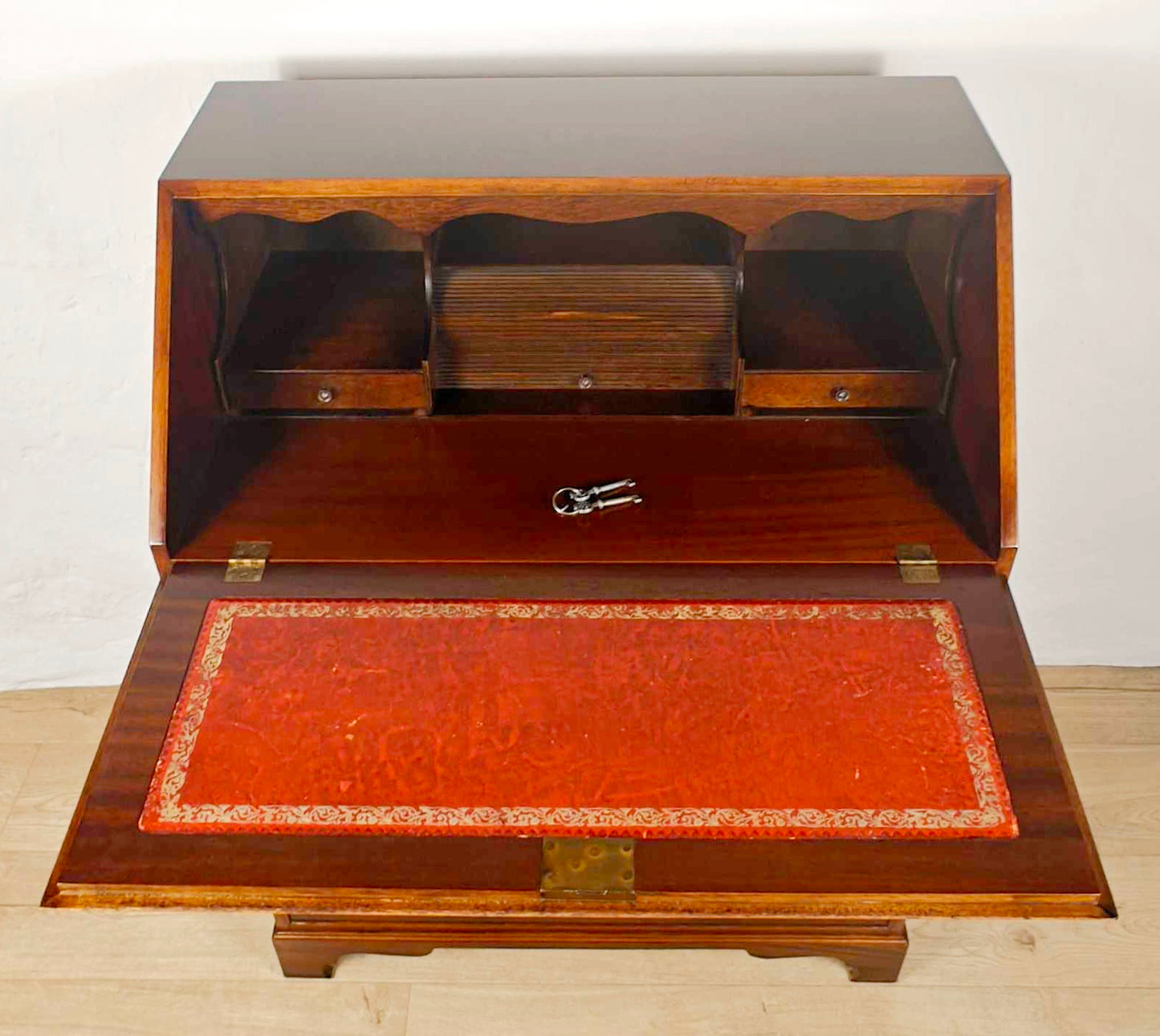 Vintage Writing Bureau Desk Key & Lock Leather 20thC Mahogany Delivery Available