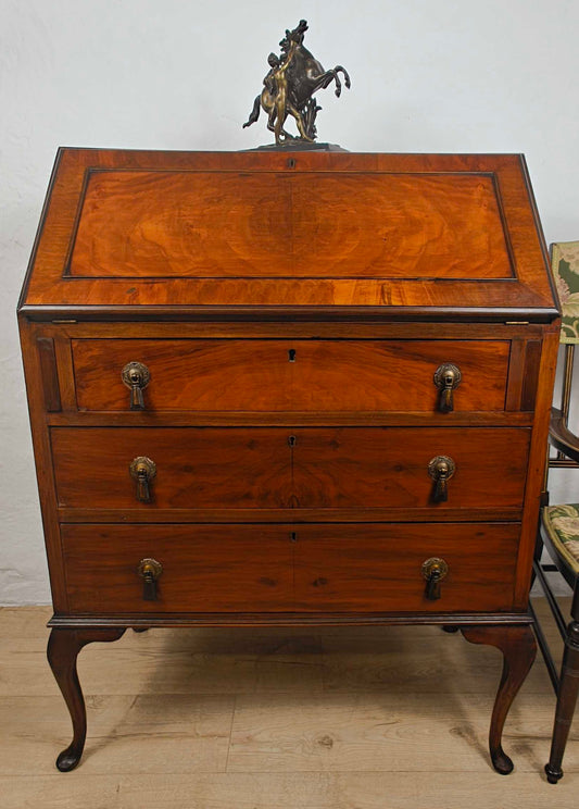 Edwardian Writing Bureau Desk Walnut Lock and Key 1910 Delivery Available