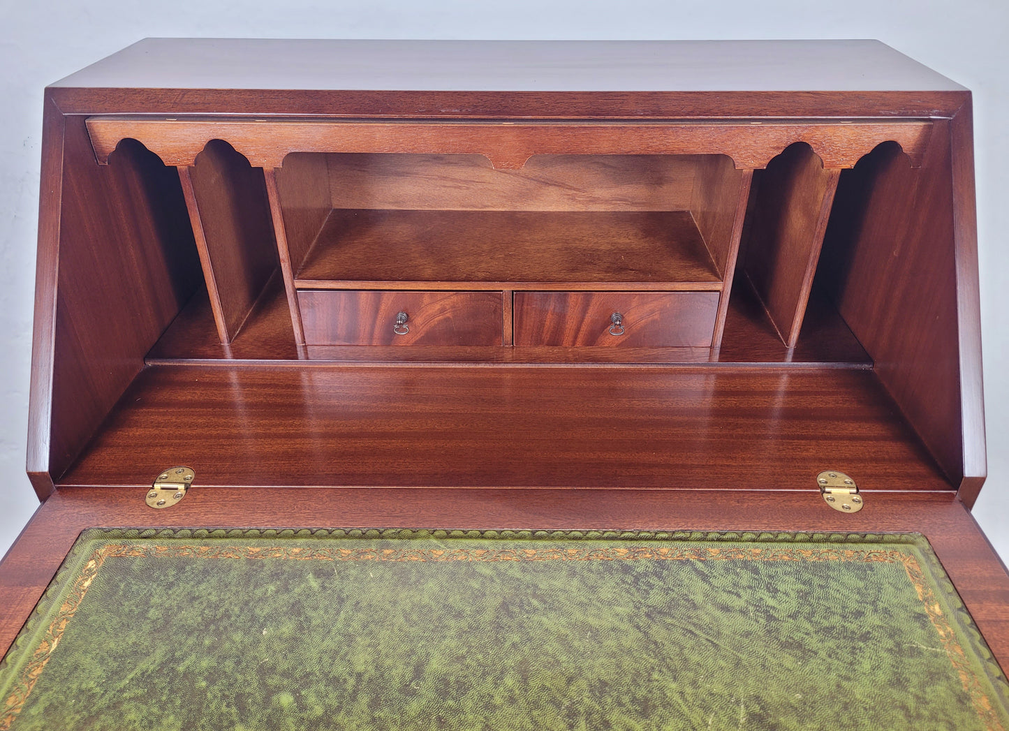 Vintage Writing Desk Bureau Key Lockable Drawers Leather 1950 Delivery Available