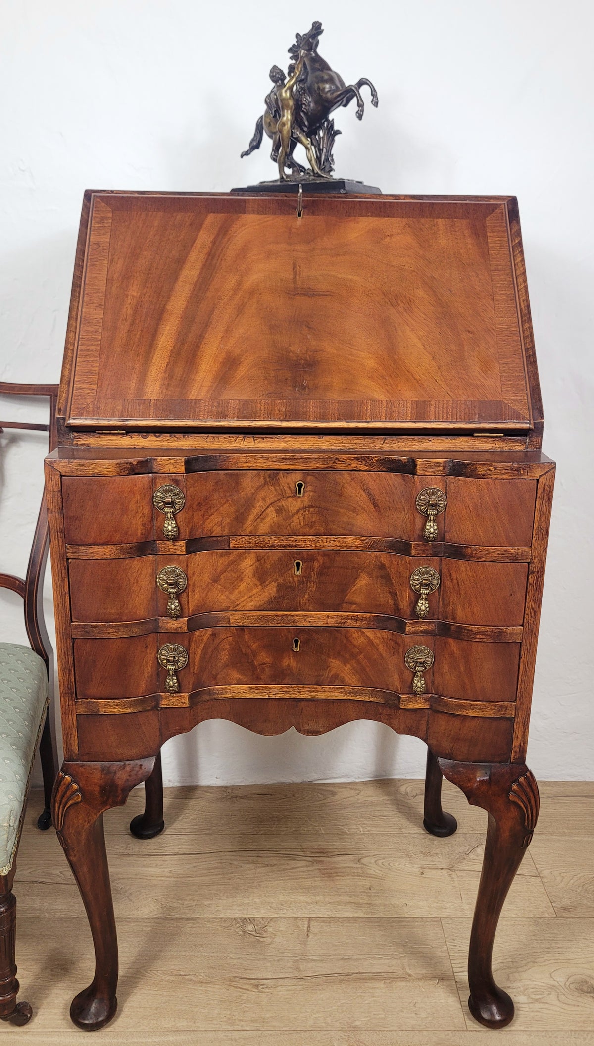 Walnut Writing Desk Bureau Ladies Lock & Key Queen Anne 1920s Delivery Available