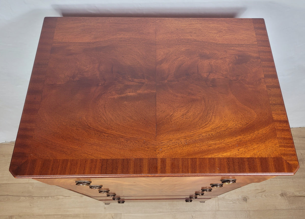 Vintage Chest of Drawers 20th-century Mahogany English 1960s Delivery Available