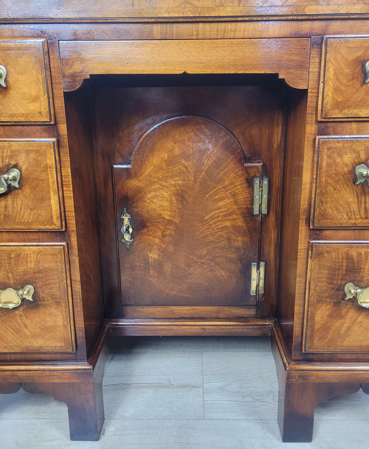 Knee Hole Writing Desk Walnut Key & Lock 18th-Century Style Delivery Available