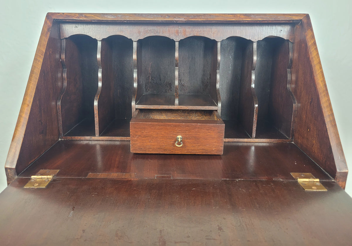 Walnut Writing Desk Bureau Ladies Lock & Key Queen Anne 1920s Delivery Available