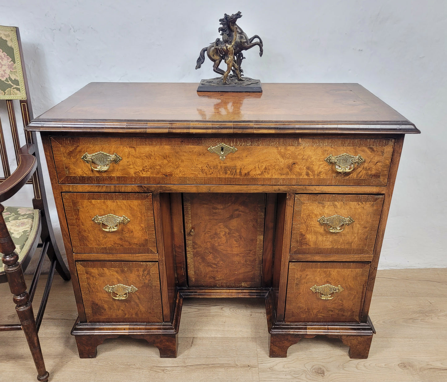 Walnut Writing Desk 18th-Century Style Knee Hole Drawers Delivery Available