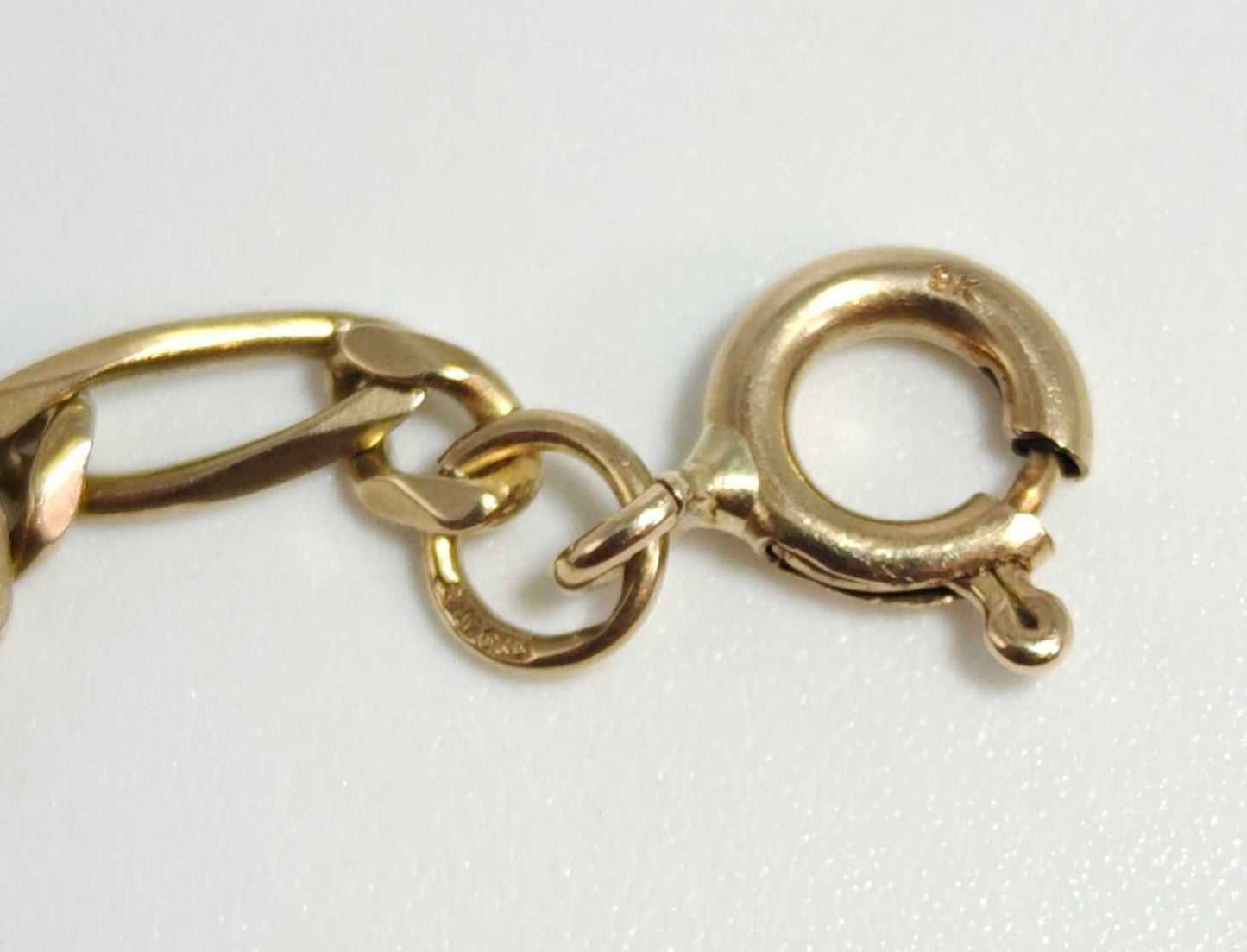 9ct Gold Figaro Necklace 10g Yellow Gold 18.9 Inch Postage Available