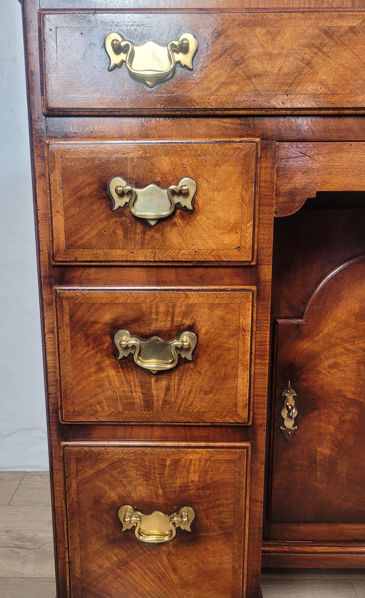 Knee Hole Writing Desk Walnut Key & Lock 18th-Century Style Delivery Available