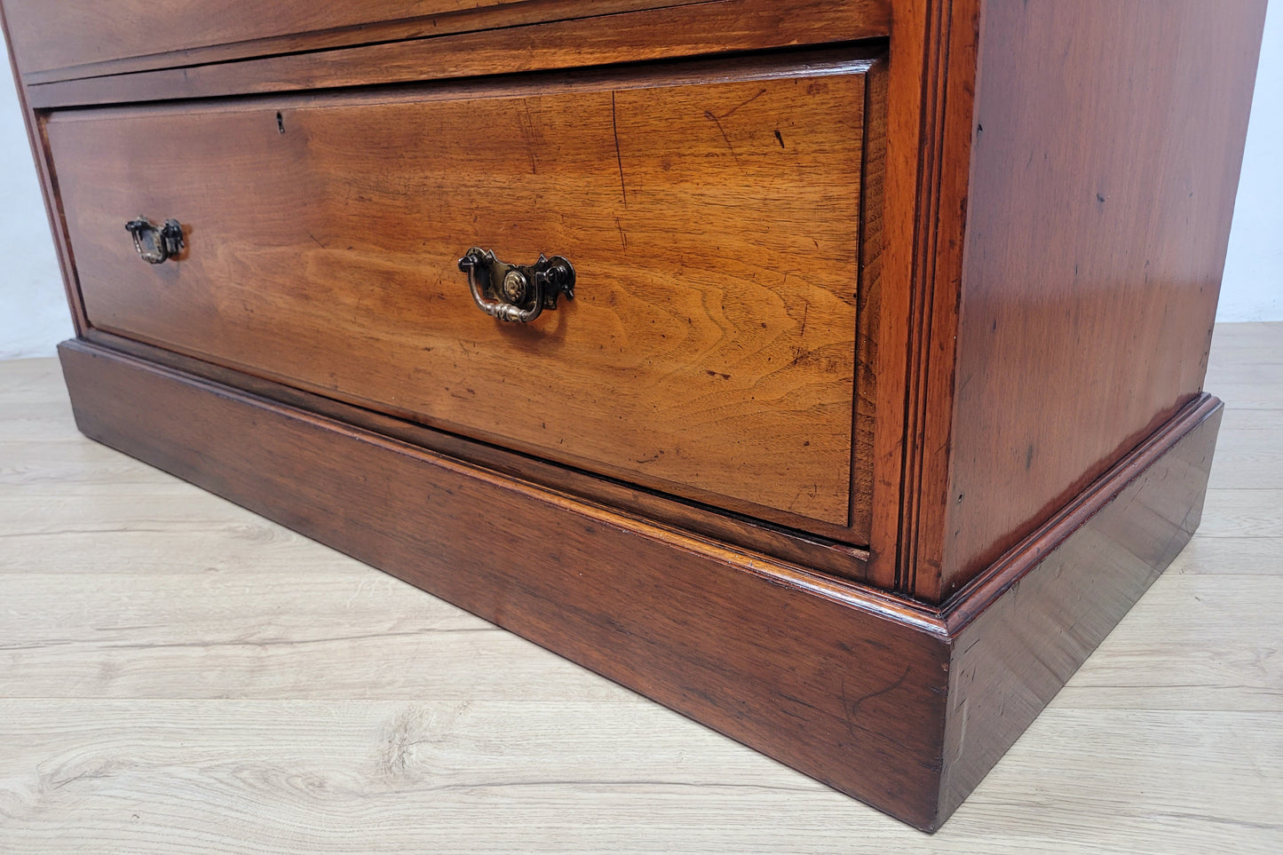 Victorian Chest of Drawers Walnut 2 Over 3 1900s Drop Handles Delivery Available