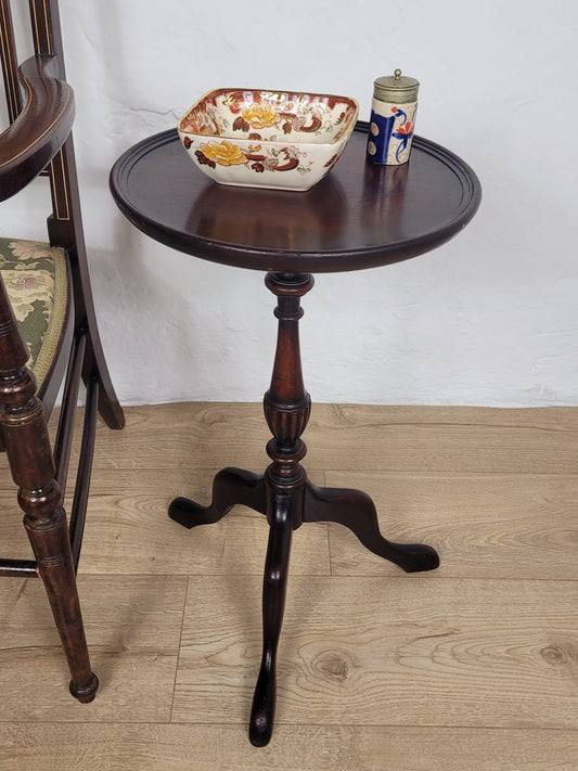 Victorian Tripod Wine Table Circular English Mahogany 1890 Postage Available