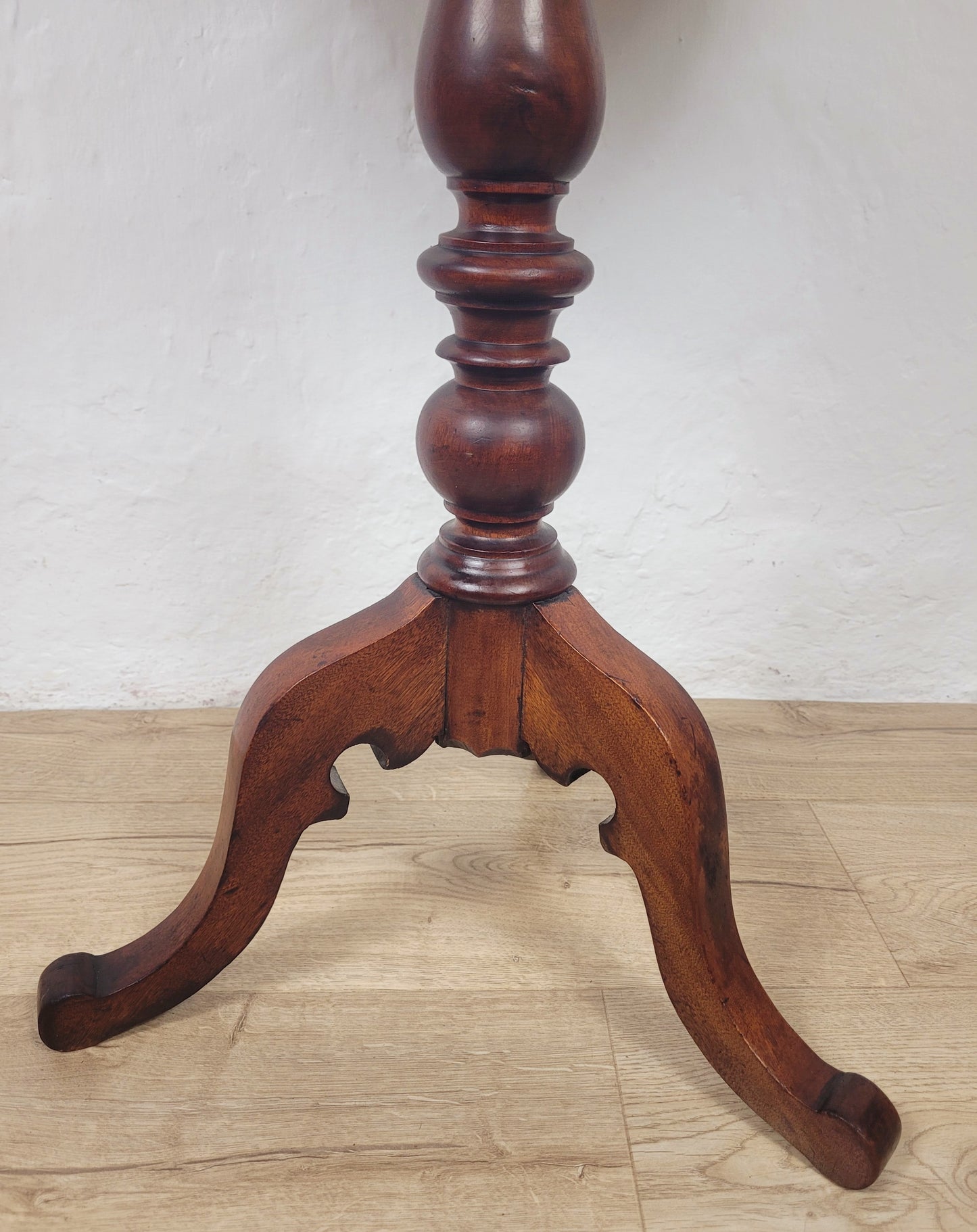 Victorian Tripod Side Table English Antique Mahogany Round Postage Available