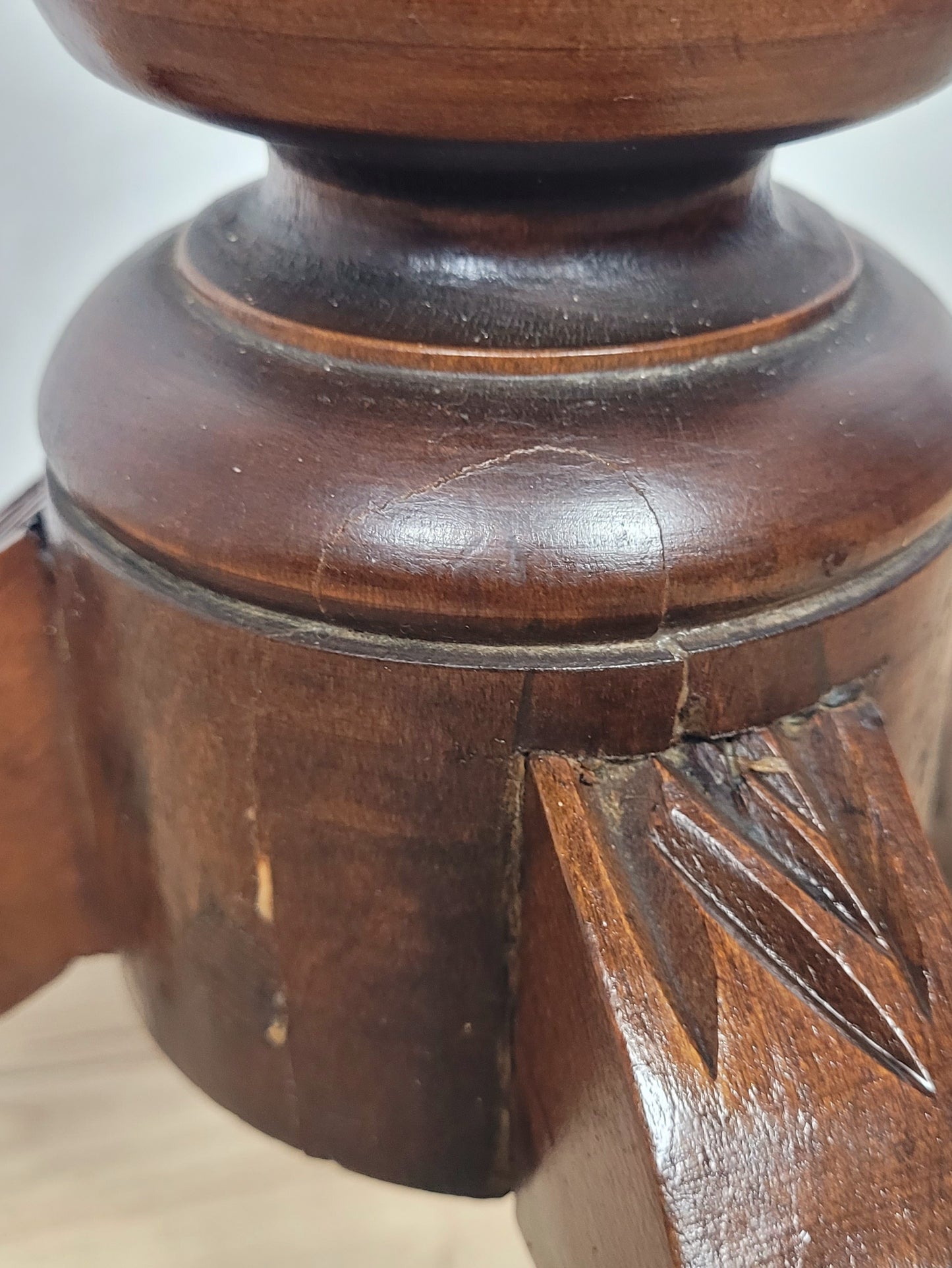Victorian Games Table Octagonal Sewing Box Lock & Key English Postage Available