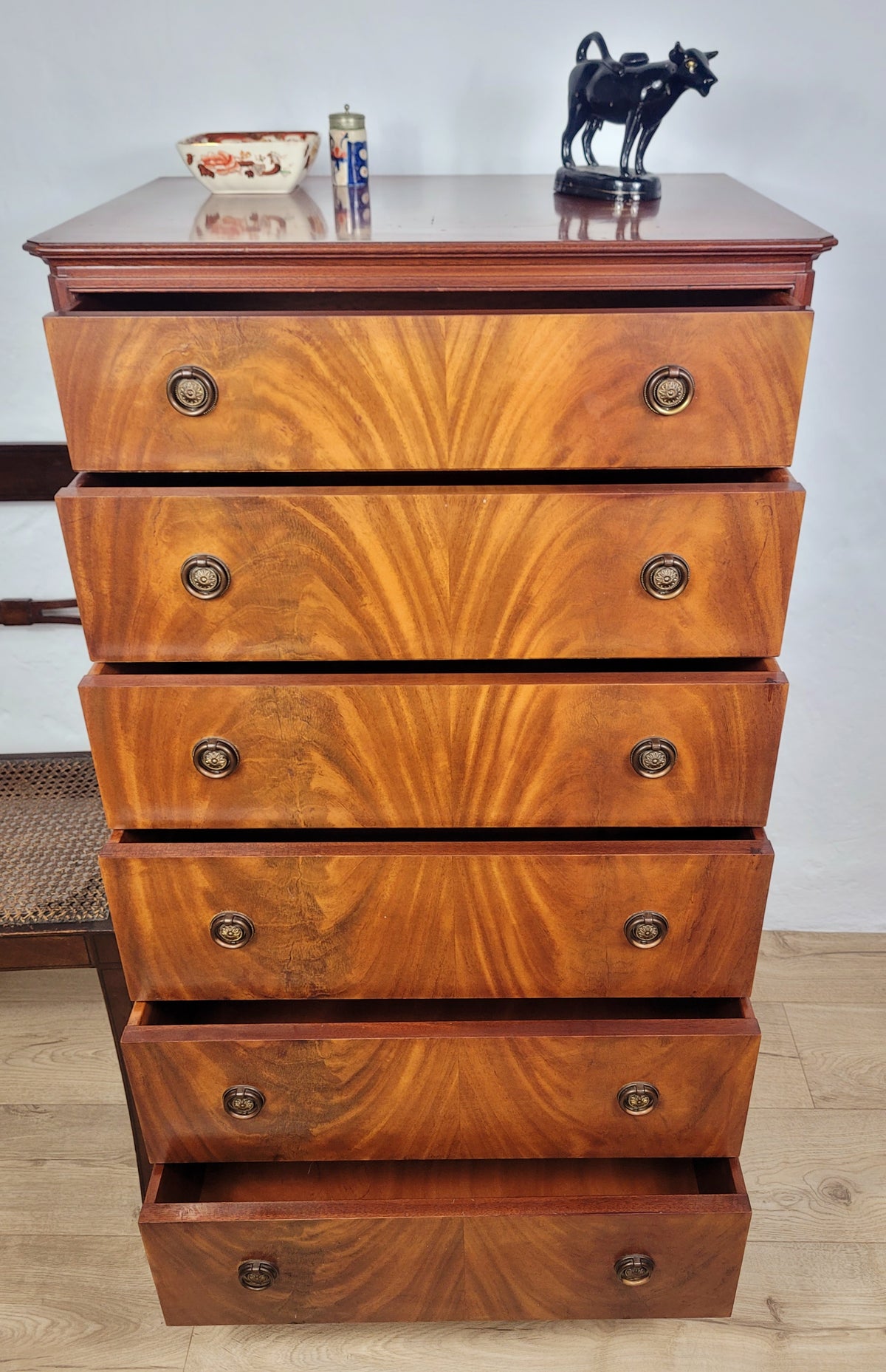 Vintage Chest of Drawers 20th-century Mahogany English 1960s Delivery Available
