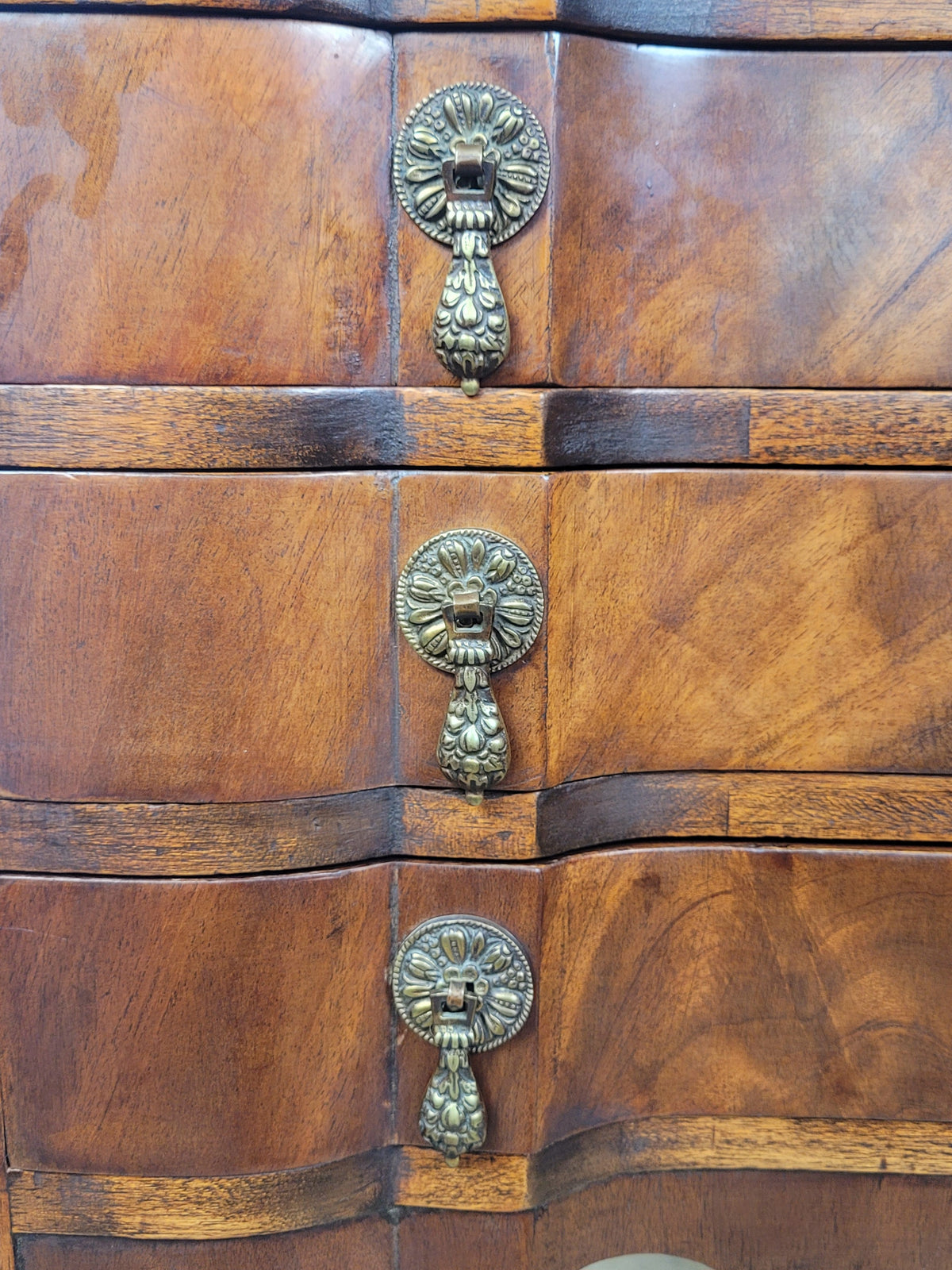 Walnut Writing Desk Bureau Ladies Lock & Key Queen Anne 1920s Delivery Available