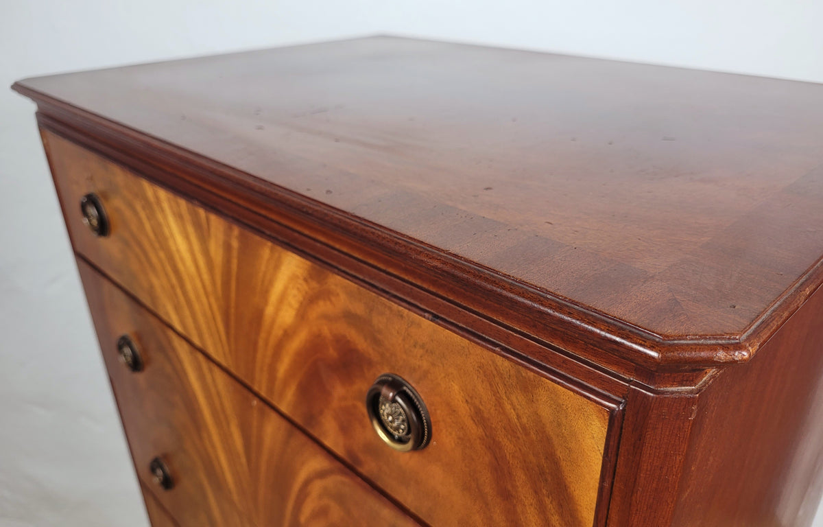 Vintage Chest of Drawers 20th-century Mahogany English 1960s Delivery Available
