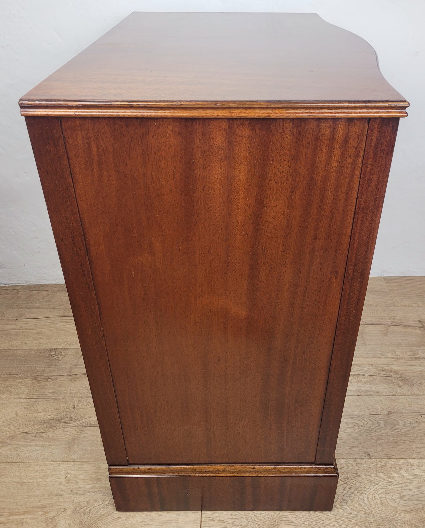 Chest of Drawers 4 Serpentine Front Mahogany Antique English Delivery Available