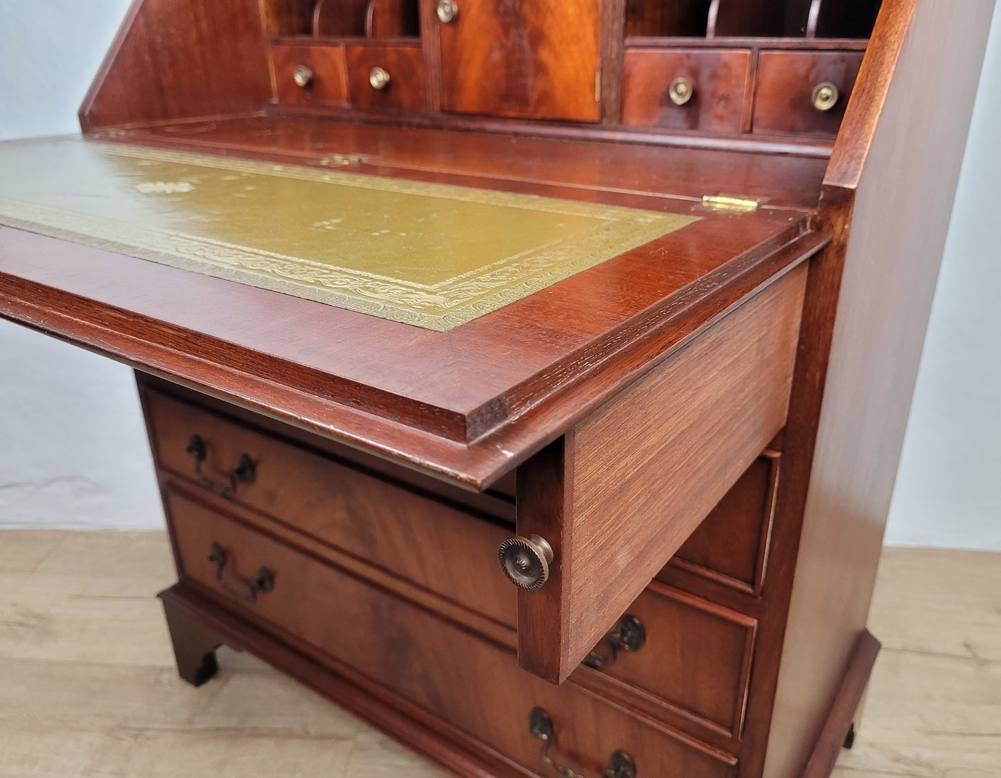 Bevan Funnell Writing Bureau Desk Vintage 1960's Key & Lock Delivery Available