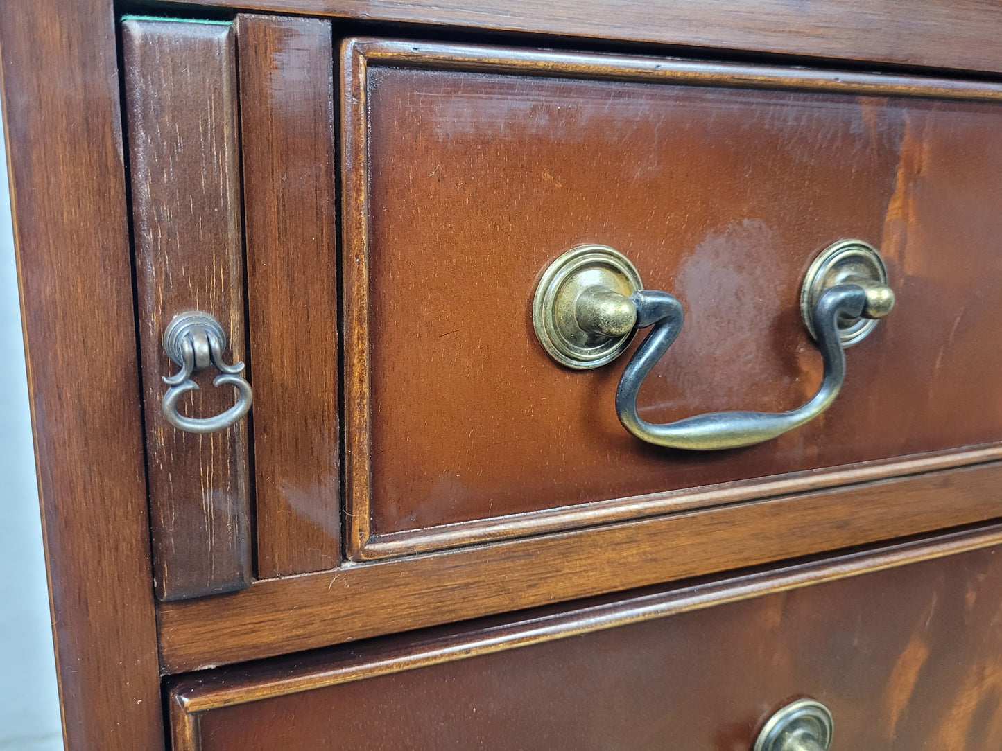 Vintage Writing Desk Bureau Key Lockable Drawers Leather 1950 Delivery Available