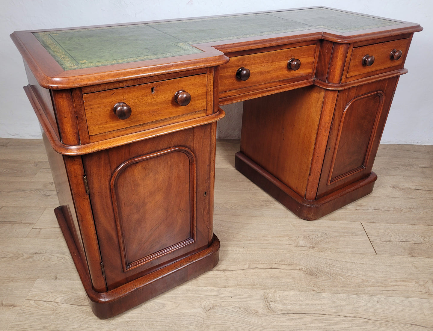 Victorian Writing Desk Knee Hole English 1890 Leather Antique Delivery Available