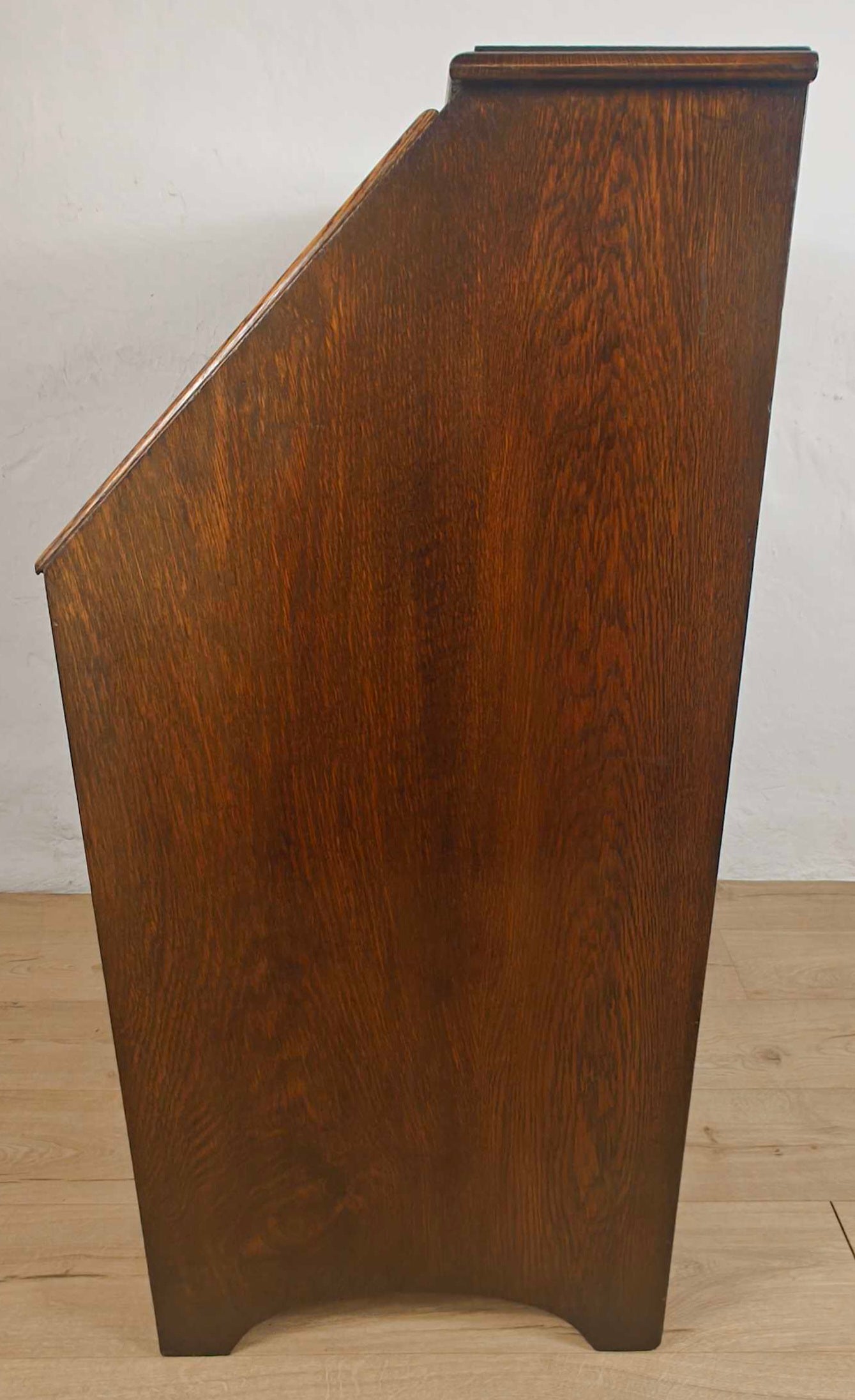 Vintage Oak Writing Bureau Mid 20th-Century Carved Storage Delivery Available