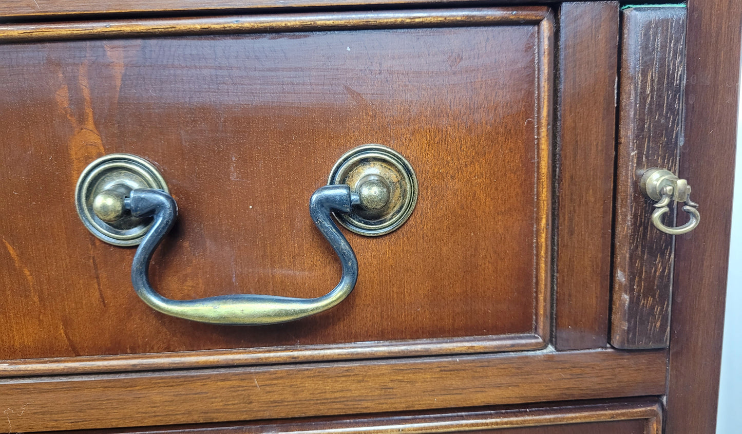 Vintage Writing Desk Bureau Key Lockable Drawers Leather 1950 Delivery Available