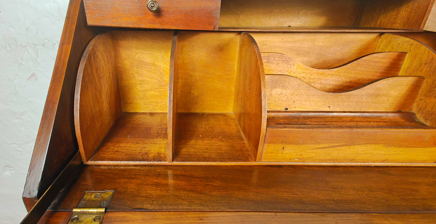 Edwardian Writing Bureau Desk Walnut Lock and Key 1910 Delivery Available