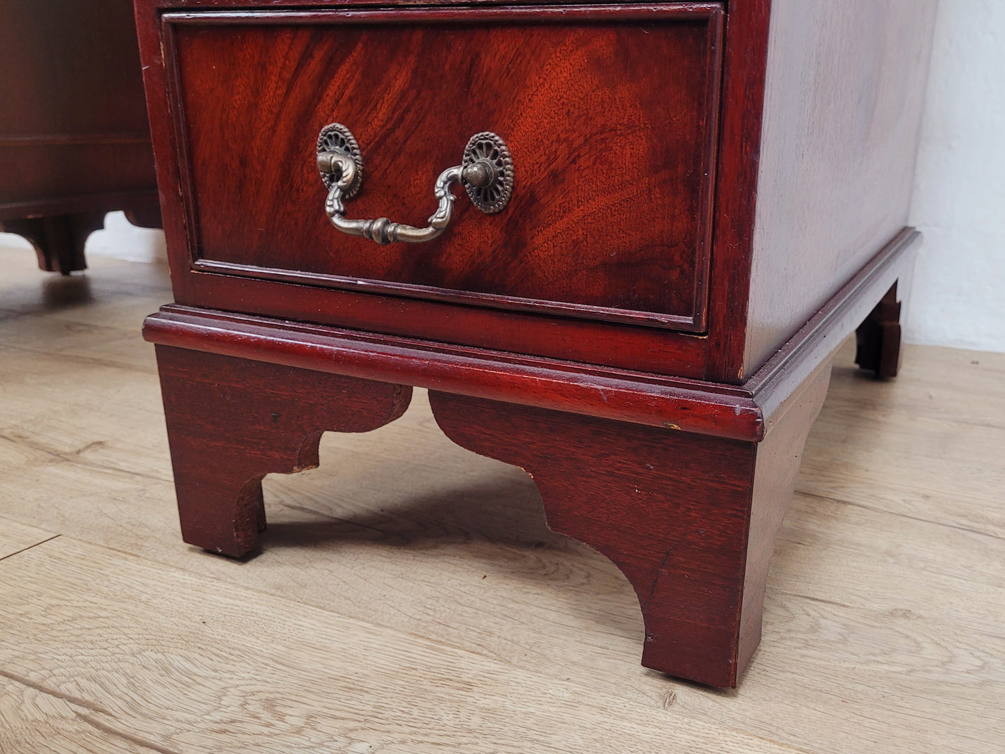 Vintage Pedestal Writing Desk Leather Top Mid 20thC Mahogany Delivery Available
