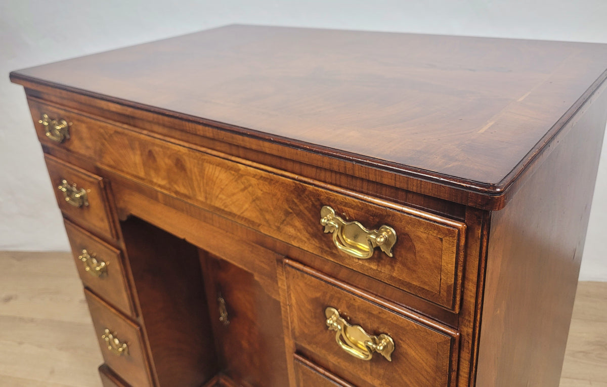 Knee Hole Writing Desk Walnut Key & Lock 18th-Century Style Delivery Available