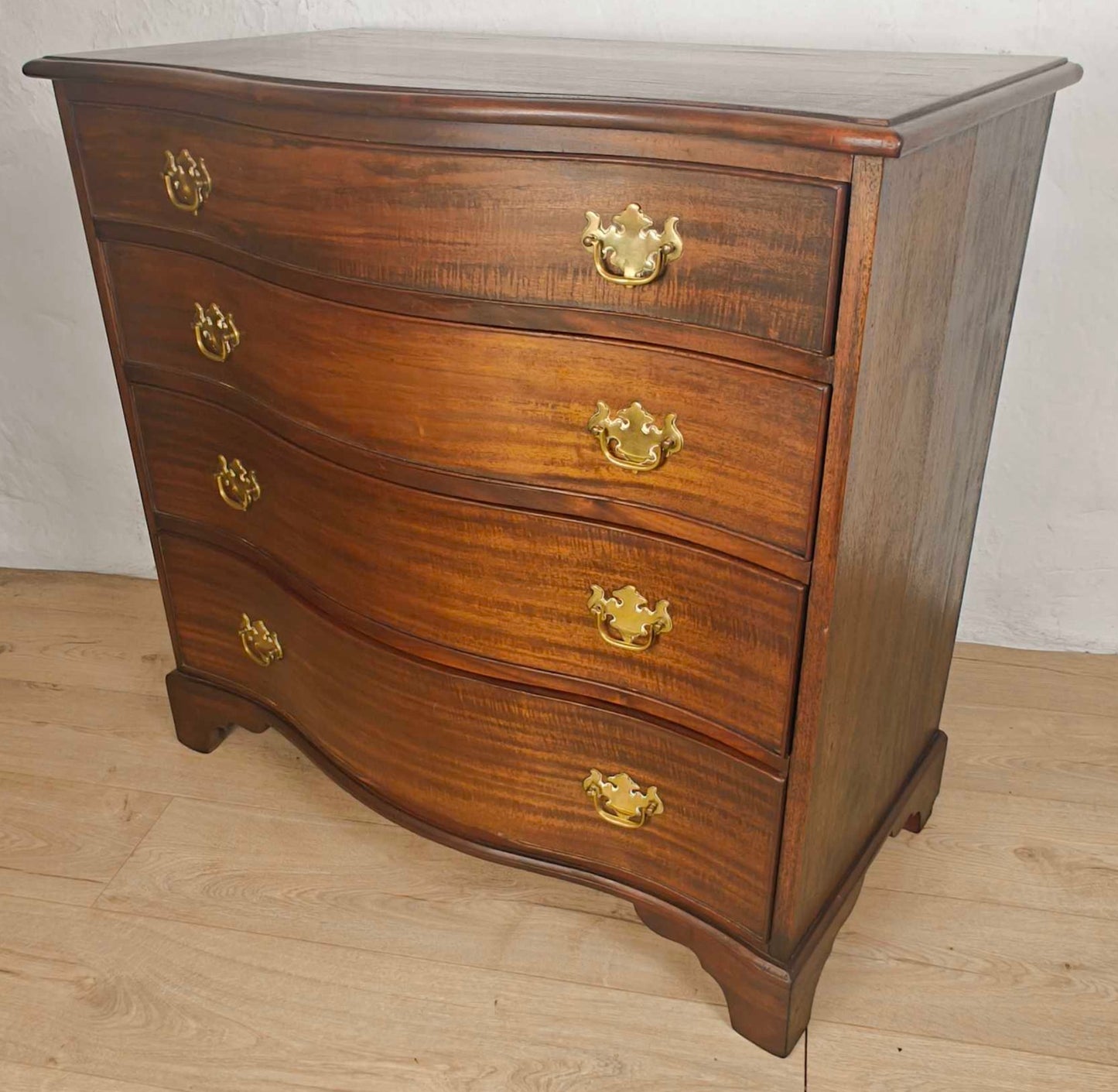 Serpentine Chest of Drawers 4 Georgian 18thC Mahogany English Delivery Available