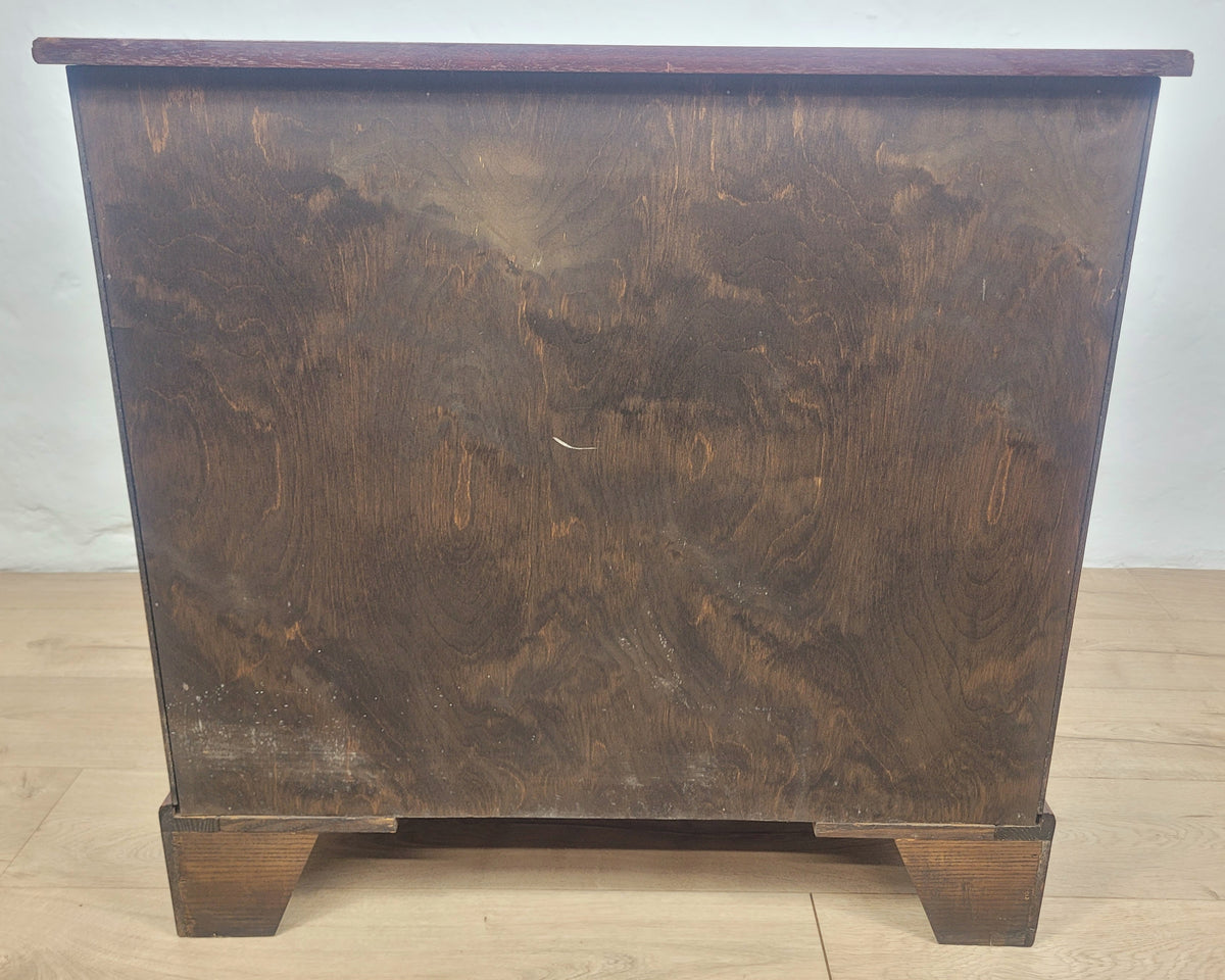 Knee Hole Writing Desk Walnut Key & Lock 18th-Century Style Delivery Available