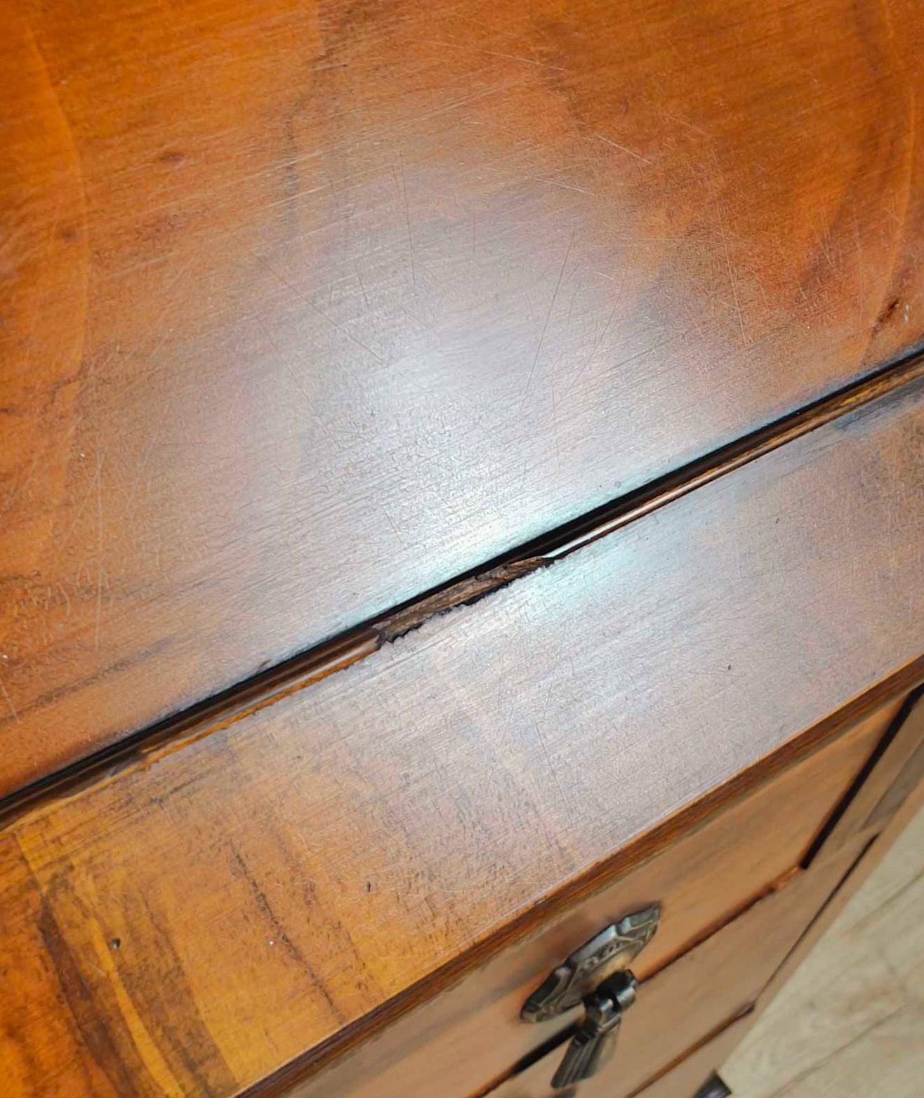 Edwardian Writing Bureau Desk Walnut Lock and Key 1910 Delivery Available