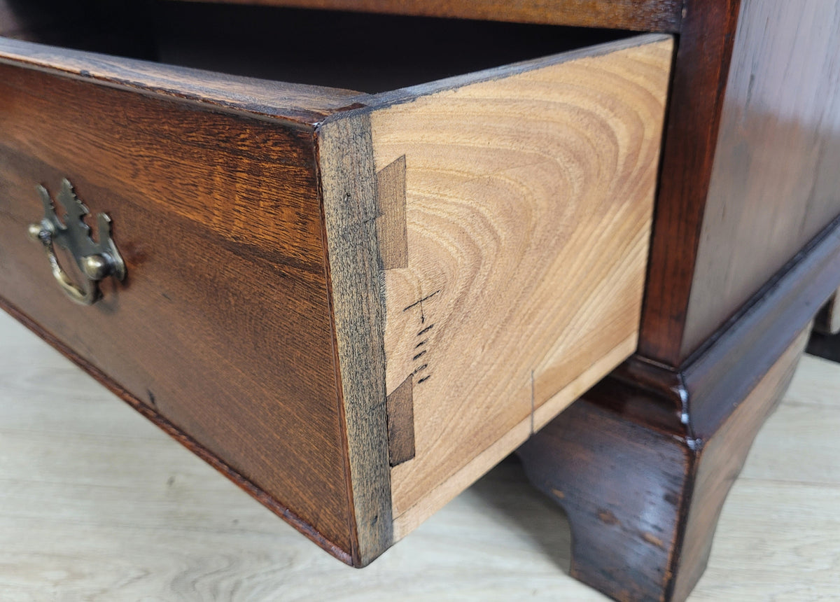 Vintage Chest Of Drawers Bedroom Mahogany 20th Century English Postage Available