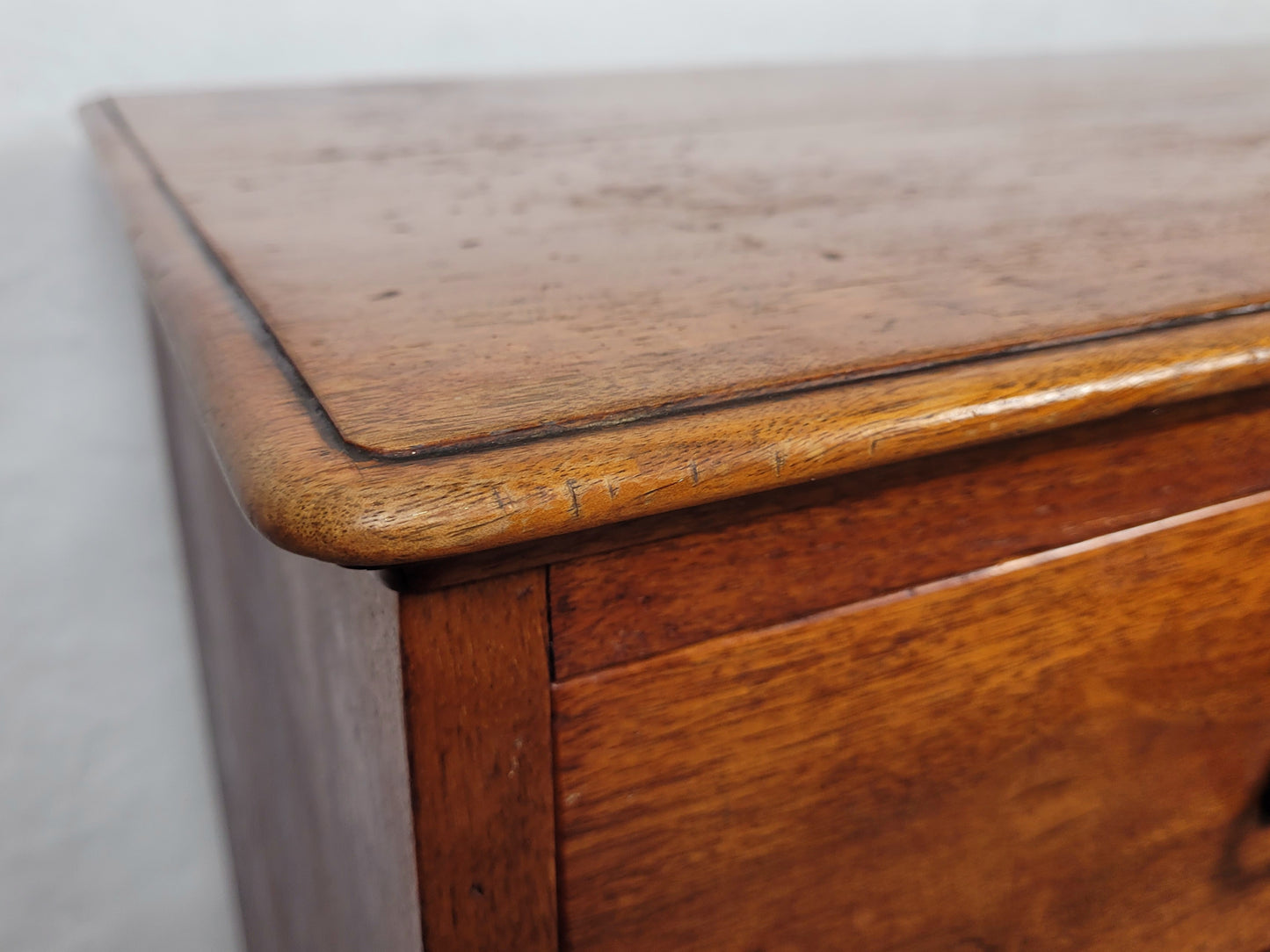 Chest of Drawers Pine Arts & Crafts 2 Over 3 1910 Drop Handle Delivery Available