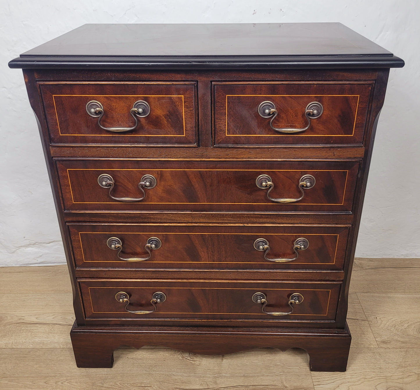 Vintage Chest Of Drawers 5 Bedroom 1950 Mahogany Antique Style Postage Available