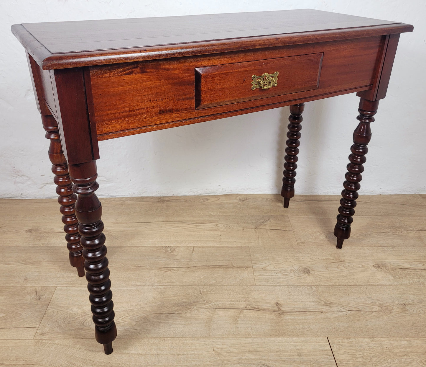 Reproduction Side Table Mahogany Vintage Mid 20th-Century Delivery Available