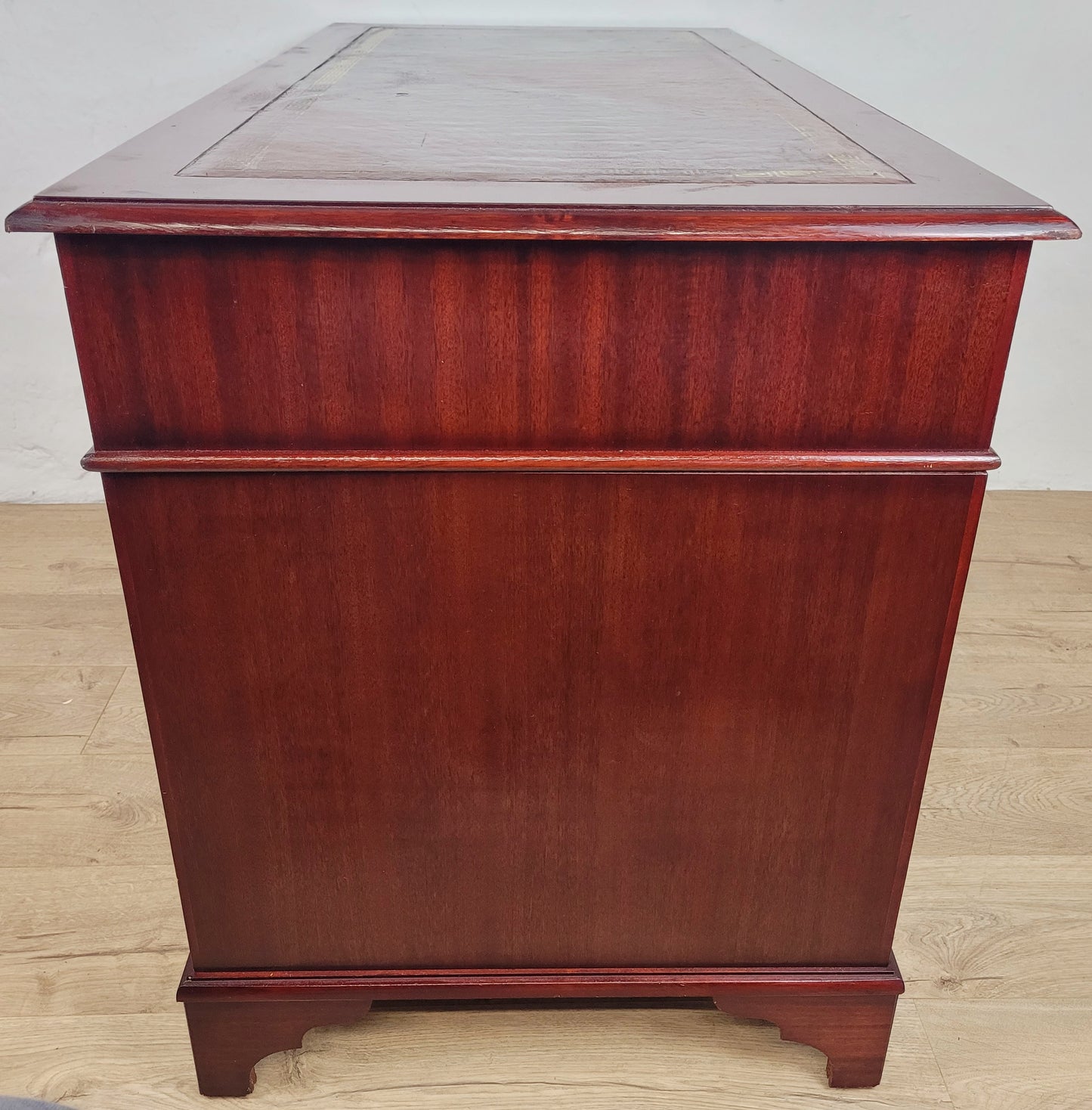 Vintage Pedestal Writing Desk Leather Top Mid 20thC Mahogany Delivery Available