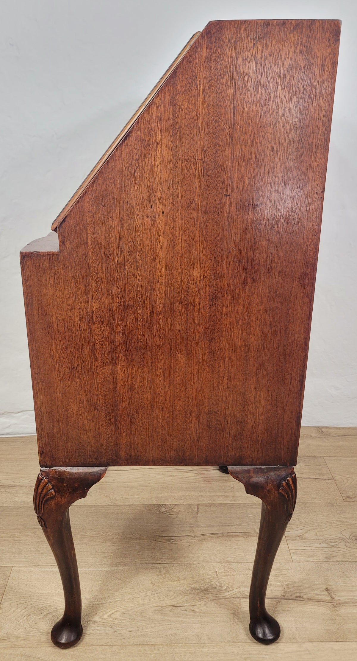 Walnut Writing Desk Bureau Ladies Lock & Key Queen Anne 1920s Delivery Available