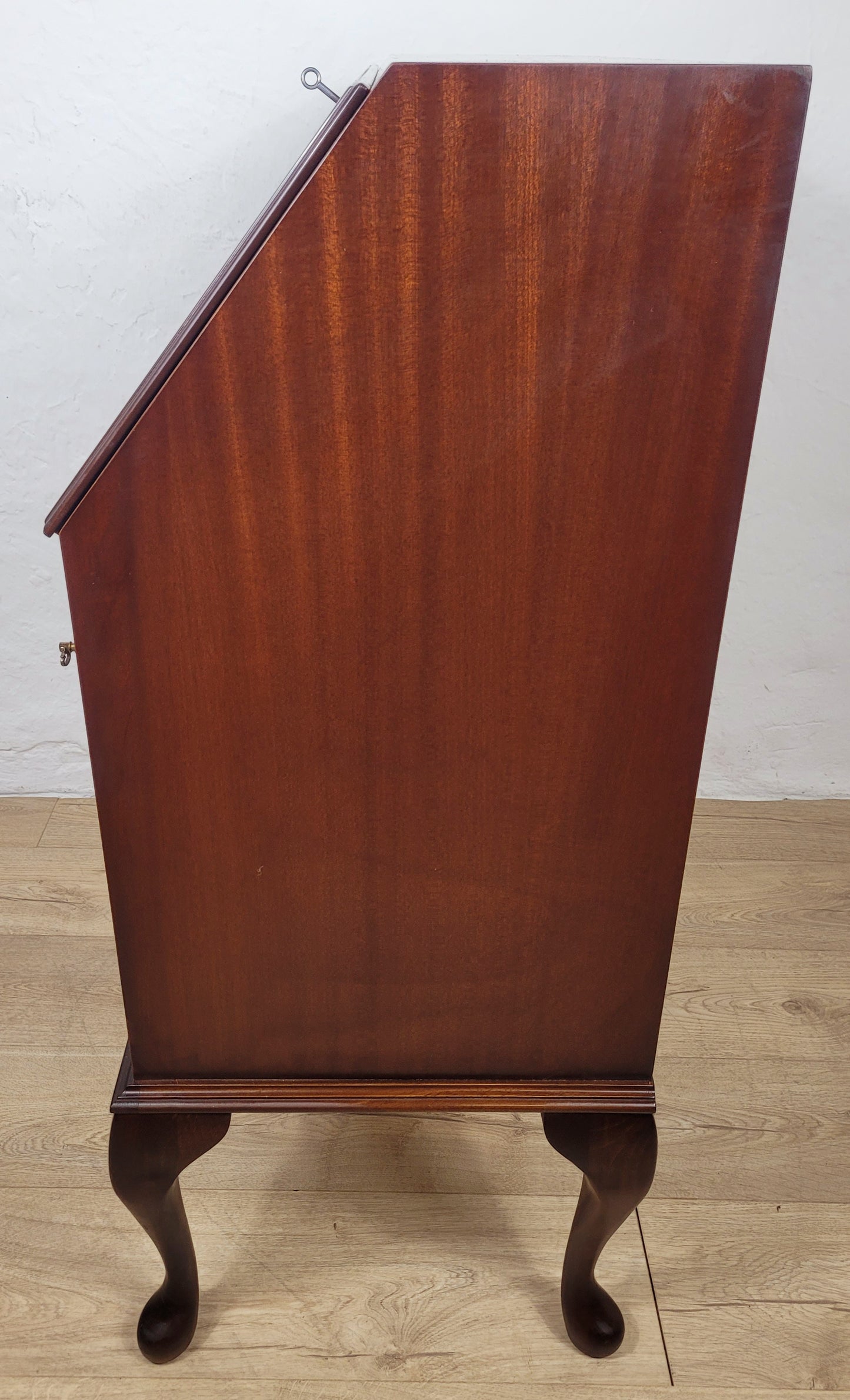 Vintage Writing Desk Bureau Key Lockable Drawers Leather 1950 Delivery Available