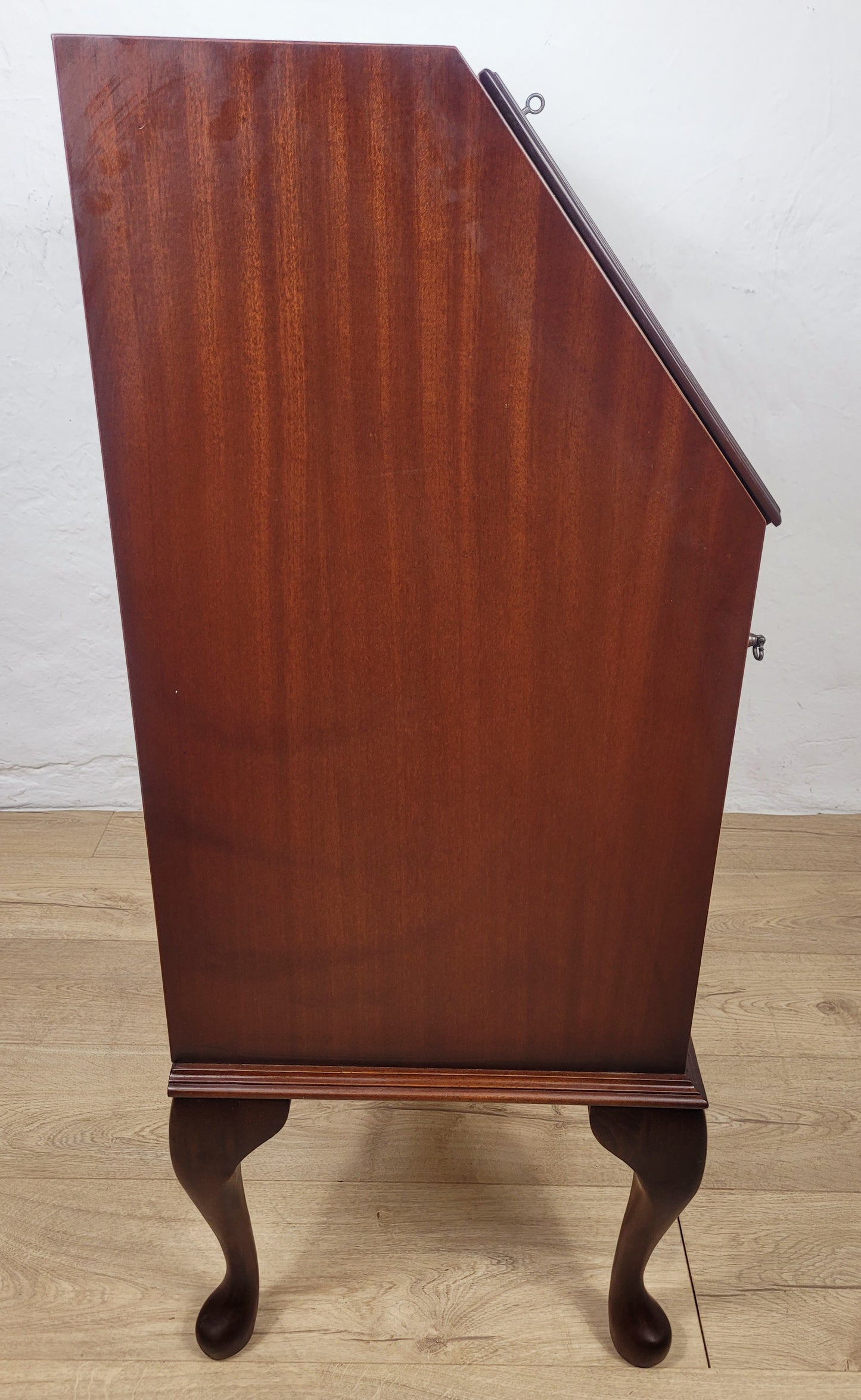 Vintage Writing Desk Bureau Key Lockable Drawers Leather 1950 Delivery Available