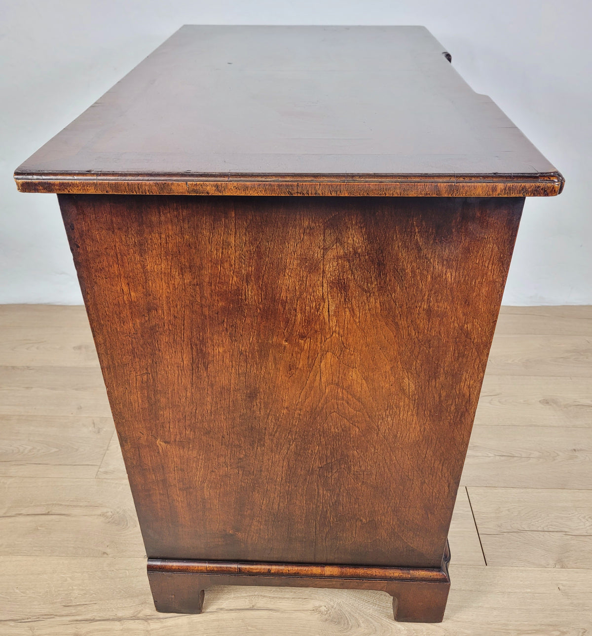 Knee Hole Writing Desk Walnut Key & Lock 18th-Century Style Delivery Available