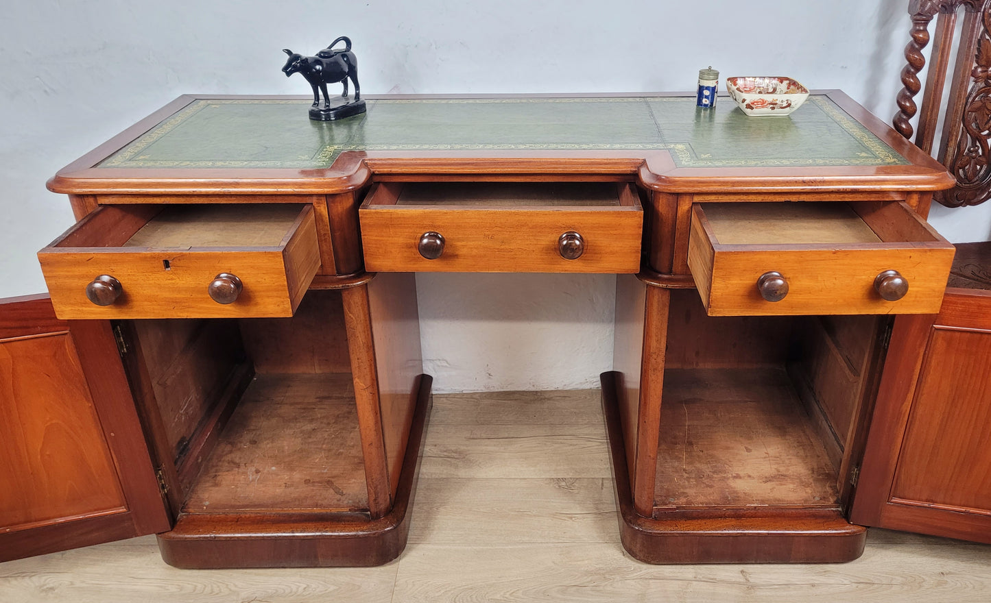 Victorian Writing Desk Knee Hole English 1890 Leather Antique Delivery Available