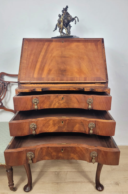Walnut Writing Desk Bureau Ladies Lock & Key Queen Anne 1920s Delivery Available