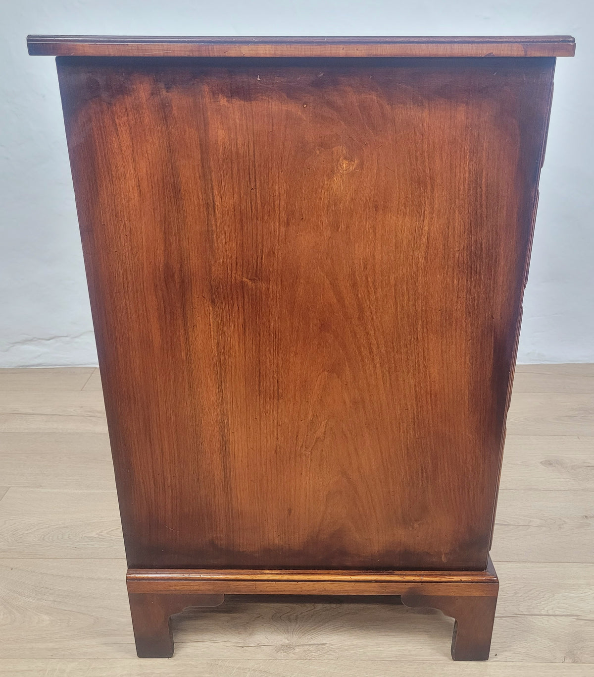 Knee Hole Writing Desk Walnut Key & Lock 18th-Century Style Delivery Available