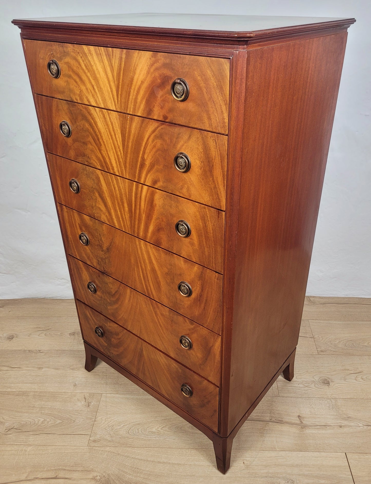 Vintage Chest of Drawers 20th-century Mahogany English 1960s Delivery Available
