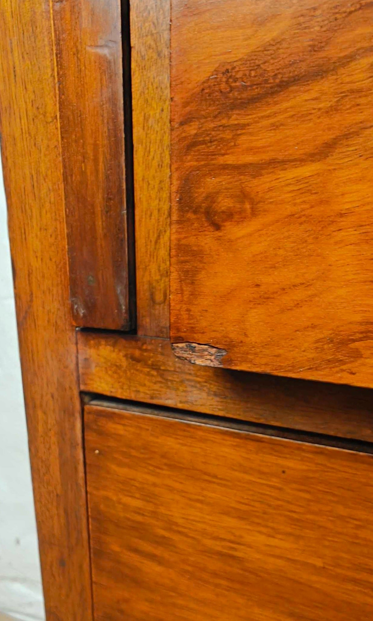 Edwardian Writing Bureau Desk Walnut Lock and Key 1910 Delivery Available