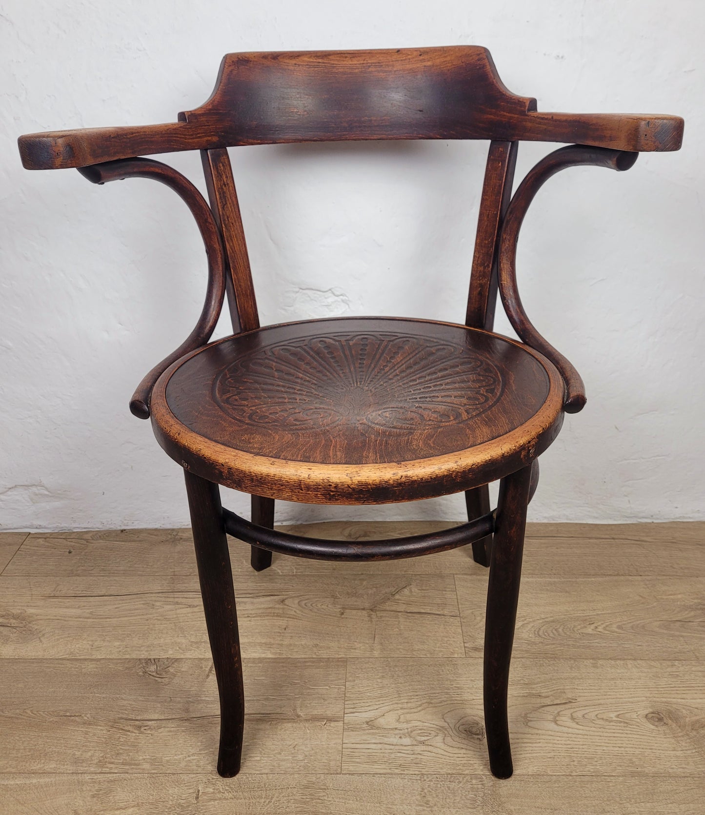 Bistro Cafe Bentwood Armchair Mundus J&J Kohn Antique 1910 Postage Available