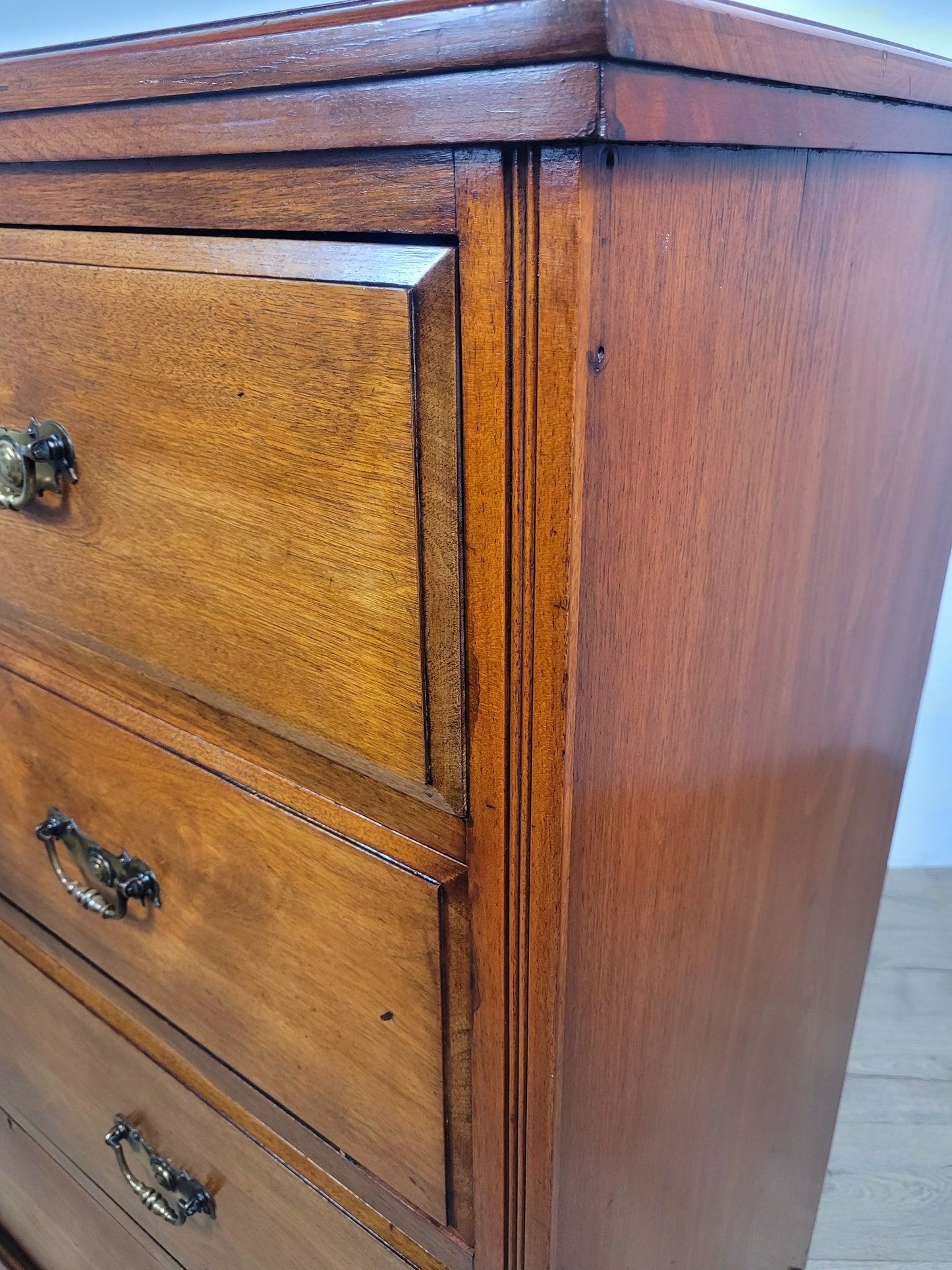 Victorian Chest of Drawers Walnut 2 Over 3 1900s Drop Handles Delivery Available